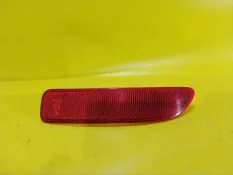 Отражатель в бампер renault Logan