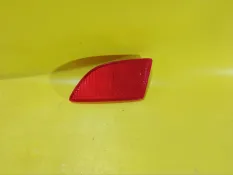 Отражатель в бампер Mazda 3