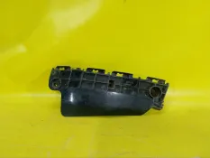 Кронштейн бамперa toyota Land Cruiser