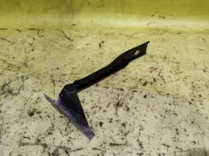 Петля капота Volkswagen polo