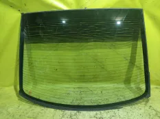 Стекло заднее Dodge Neon