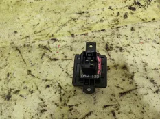 Резистор отопителя mitsubishi outlander
