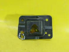 Кронштейн решетки радиатора Mazda CX-5