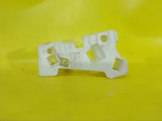 кронштейн обшивки потолка renault Fluence