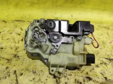 Замок двери Volkswagen Passat