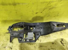 Кронштейн ручки двери Peugeot 308