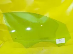 Стекло двери audi A4