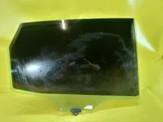 Стекло двери Kia Ceed