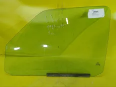 Стекло двери Volkswagen Golf
