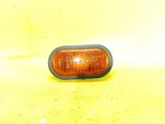 Повторитель поворота в крыло renault Kangoo