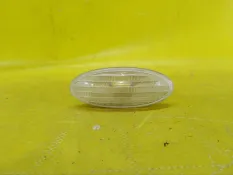 Повторитель поворота в крыло nissan Note