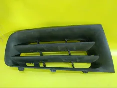 Решетка в бампер renault Megane
