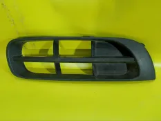 Решетка в бампер skoda Fabia