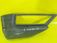 Накладка противотуманной фары Volkswagen Tiguan