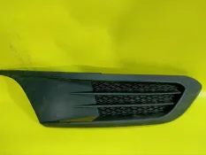 Решетка в бампер Volkswagen Jetta