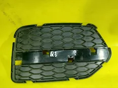 Решетка в бампер audi Q3