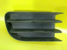 Решетка в бампер renault Megane