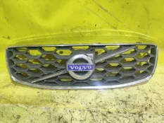 Решетка радиатора Volvo XC70