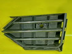 Решетка бампера Volkswagen Touareg