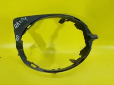 рамка противо туманной фары toyota RAV4