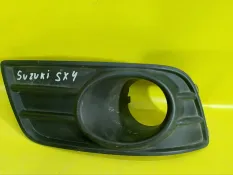 Накладка противотуманной фары Suzuki SX4