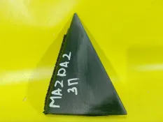 Накладка двери Mazda demio