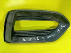 Накладка противотуманной фары Hyundai Solaris