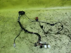 Проводка двери Lada Granta