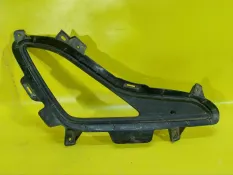 Накладка противотуманной фары Hyundai Elantra