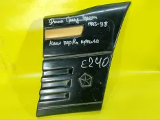 Накладка крыла jeep Grand Cherokee