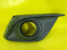 Накладка противотуманной фары Mazda 3