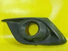Накладка противотуманной фары Mazda 3