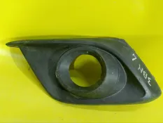 Накладка противотуманной фары Mazda 3