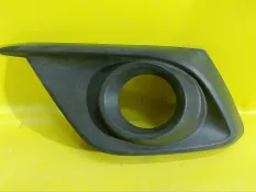 Накладка противотуманной фары Mazda 3