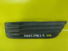 Решетка в бампер ford Focus