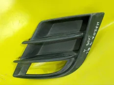Решетка в бампер Mazda 3