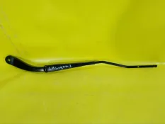 Поводок стеклоочистителя renault Logan