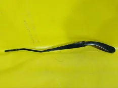 Поводок стеклоочистителя renault Logan