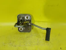 Крючок капота Volkswagen Polo