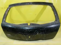 Дверь багажника renault Sandero