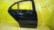 Дверь Mercedes-Benz C-Class