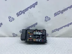 Блок предохранителей Opel Astra 2009- 13343982 J