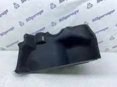 Обшивка багажника Toyota Camry 2018- 6472106440 V70, задняя правая