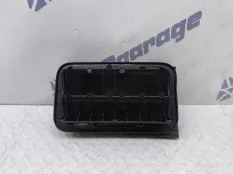 Решетка вентиляционная Toyota Land Cruiser 2015- 6290360060 200, задняя правая