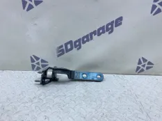 Петля крышки багажника Mercedes-Benz GLS 6.3 S AMG 2018 A1667403100 X166 157982, задняя левая