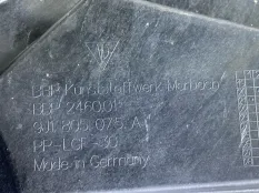 Поддон багажного отсека Porsche Taycan 2021 9J1805075A 9J1 EBFA