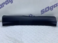 Накладка порога внутренняя Lexus NX 300H/200T 2020 6791778010C0 Z10 2ARFXE-2500CC 16-VALVE DOHC EFI, задняя правая