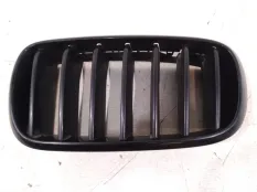 Решетка радиатора BMW X5 2013-2018 51117303107 F15, левая