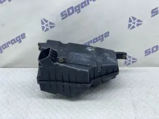 Корпус воздушного фильтра Nissan Maxima 2000-2006 165002Y000 A33