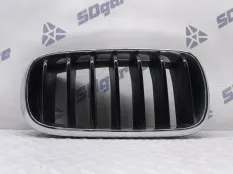 Решетка радиатора BMW X5 с 2013- 51712334710 F15, передняя правая
